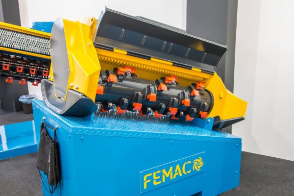 Femac T20DF130 Forstmulcher Baggermulcher Mulcher Schlegelmulcher für Minibagger, Bagger Mobilbagger 15,0 - 30,0 To